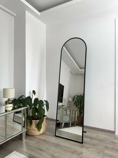 Ovaler Standspiegel in 3 Farben | 180×50 cm