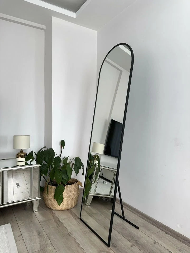 Ovaler Standspiegel in 3 Farben | 180×50 cm