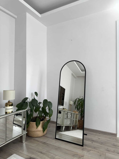 Ovaler Standspiegel in 3 Farben | 140×50 cm