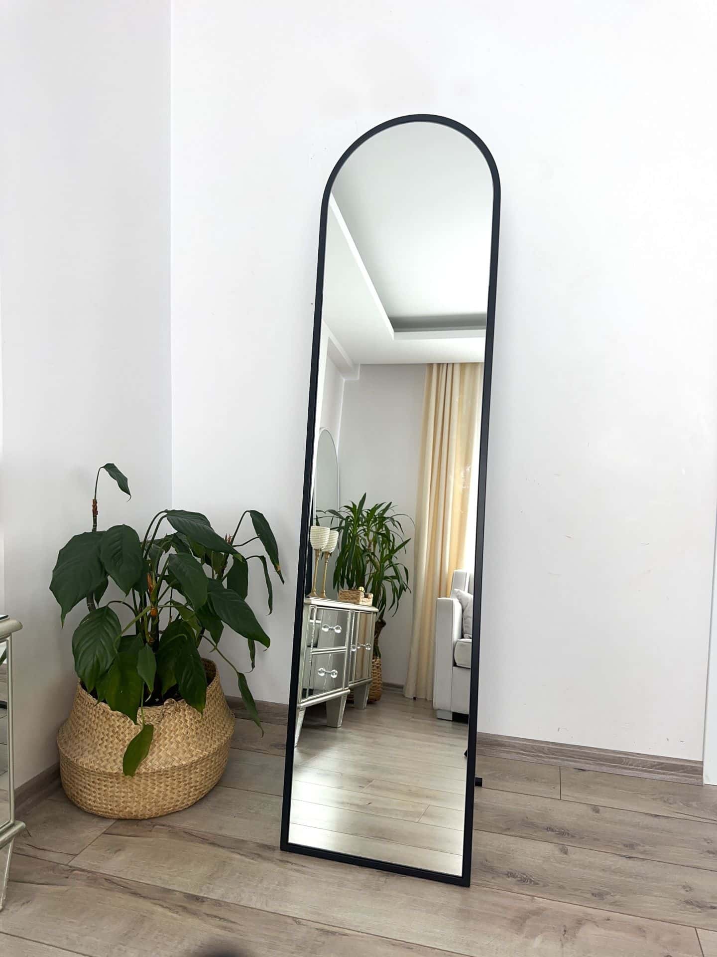 Ovaler Standspiegel in 3 Farben | 160×40 cm