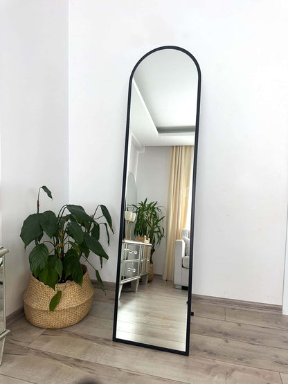 Ovaler Standspiegel in 3 Farben | 160×40 cm