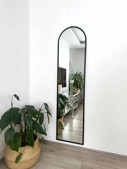 Ovaler Standspiegel in 3 Farben | 160×40 cm